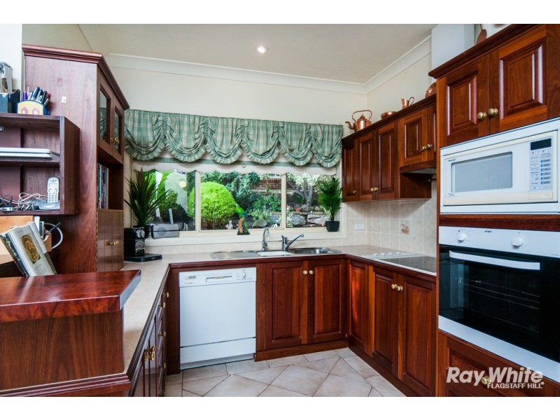 44 Glendale Avenue, Flagstaff Hill SA 5159