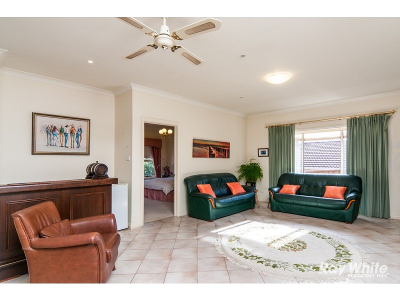 44 Glendale Avenue, Flagstaff Hill SA 5159