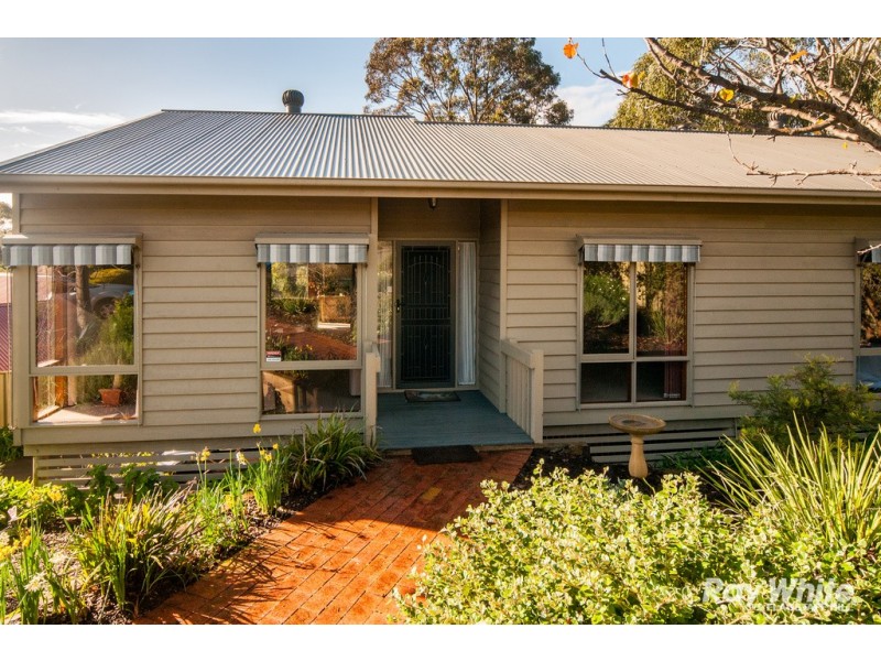 11 Goss Road, Aberfoyle Park SA 5159