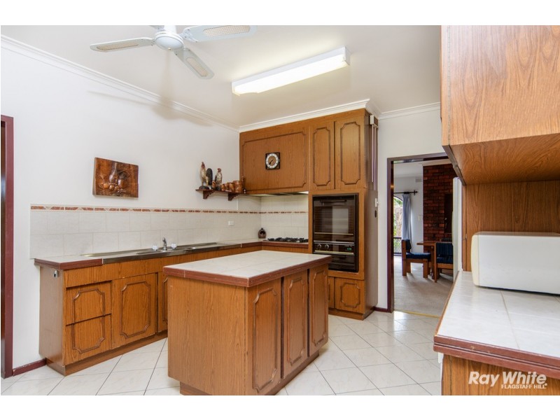 24 Vynland Drive, Flagstaff Hill SA 5159