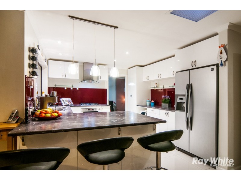 1 Cooinda Avenue, Flagstaff Hill SA 5159