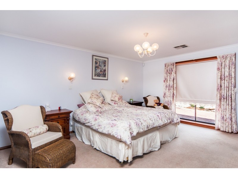 40 Sturt Approach, Flagstaff Hill SA 5159