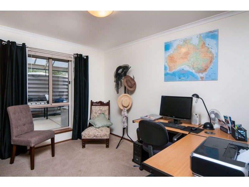 2 McLaren Flat Road, Kangarilla SA 5157