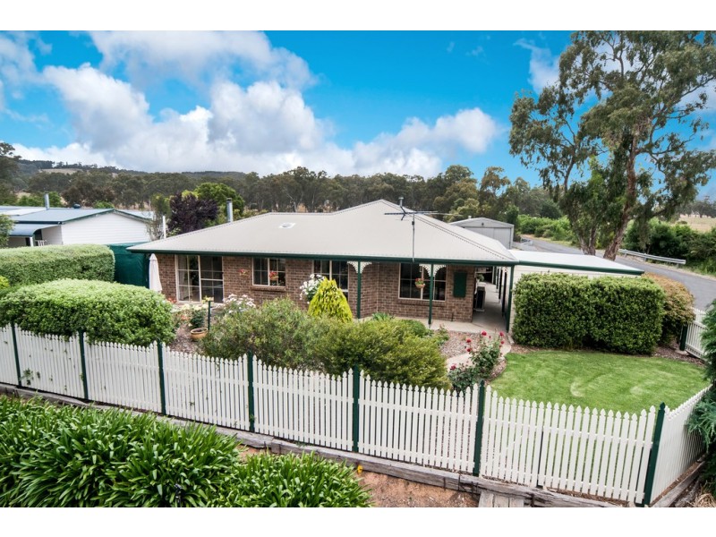 2 McLaren Flat Road, Kangarilla SA 5157