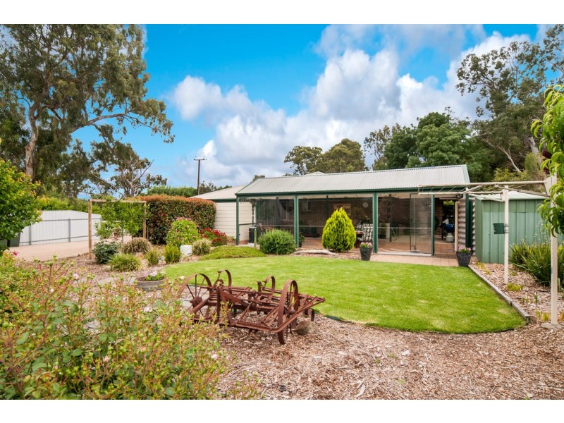 2 McLaren Flat Road, Kangarilla SA 5157