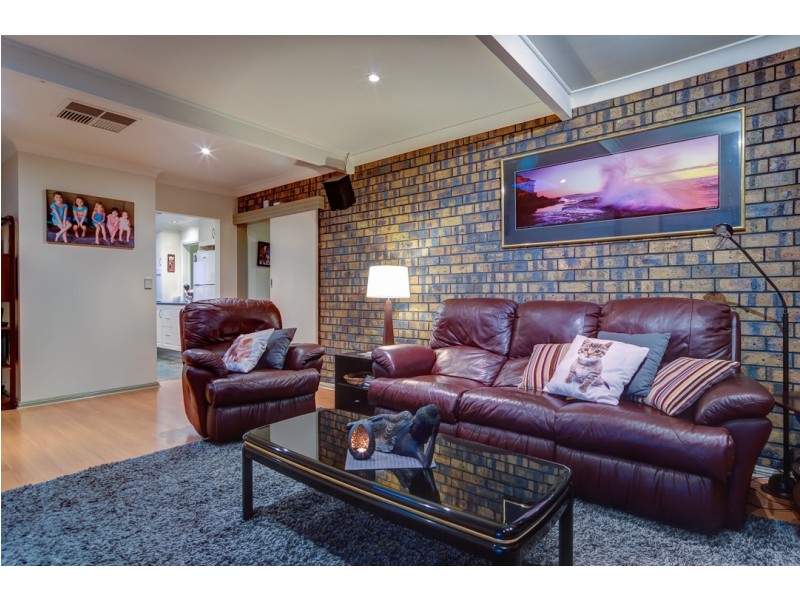 41 Daveys Road, Flagstaff Hill SA 5159