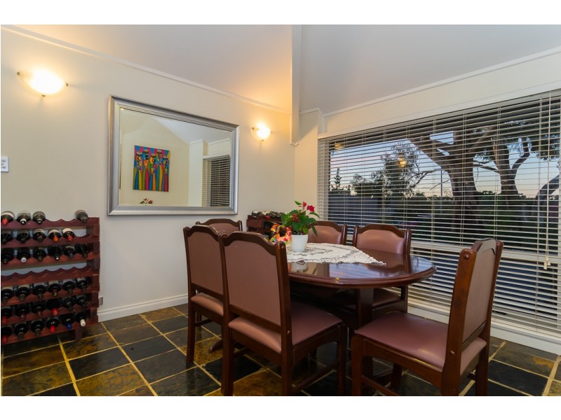 41 Daveys Road, Flagstaff Hill SA 5159