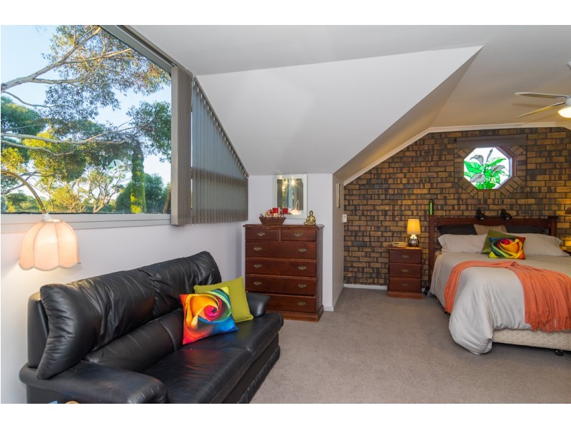 41 Daveys Road, Flagstaff Hill SA 5159