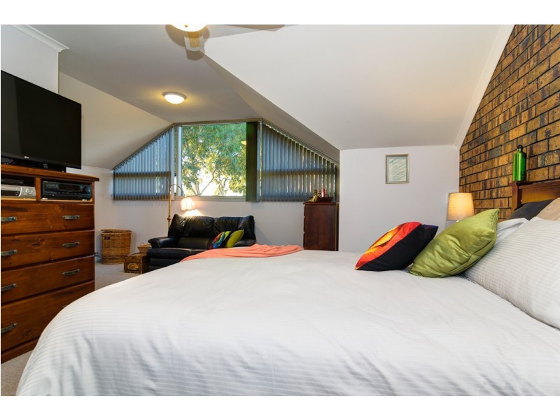 41 Daveys Road, Flagstaff Hill SA 5159