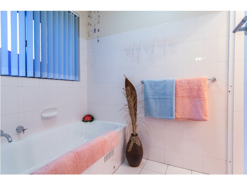 41 Daveys Road, Flagstaff Hill SA 5159