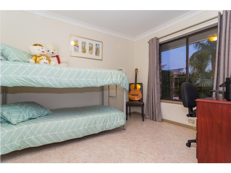 41 Daveys Road, Flagstaff Hill SA 5159