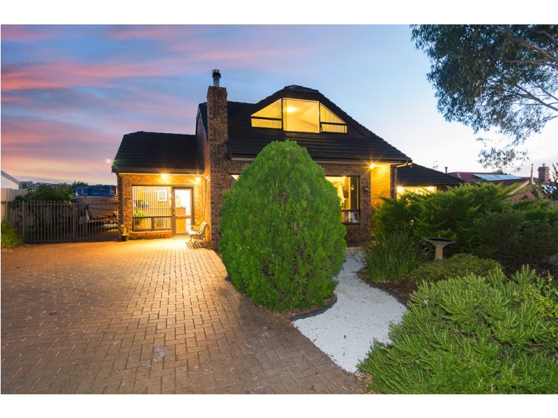 41 Daveys Road, Flagstaff Hill SA 5159