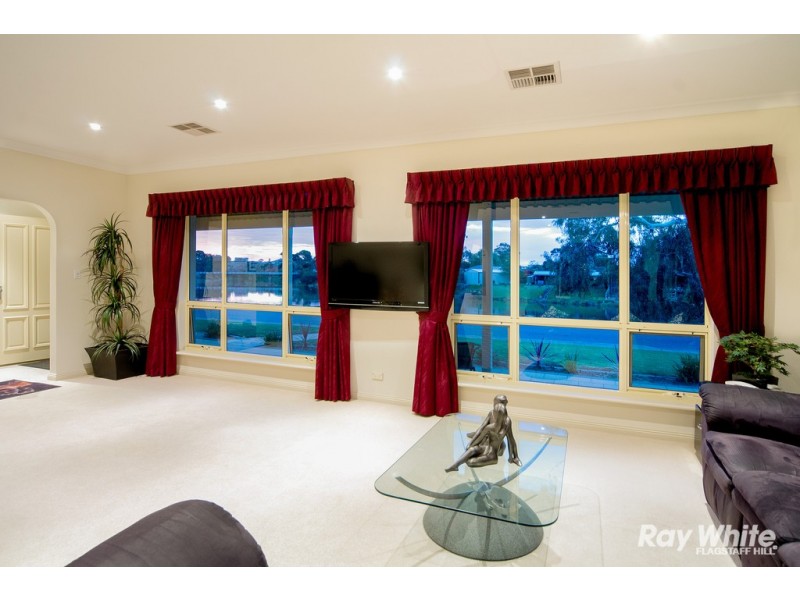 28 Hall Crescent, Old Noarlunga SA 5168