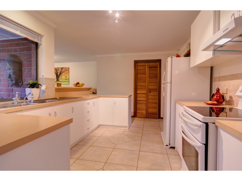 5 Montane Court, Aberfoyle Park SA 5159