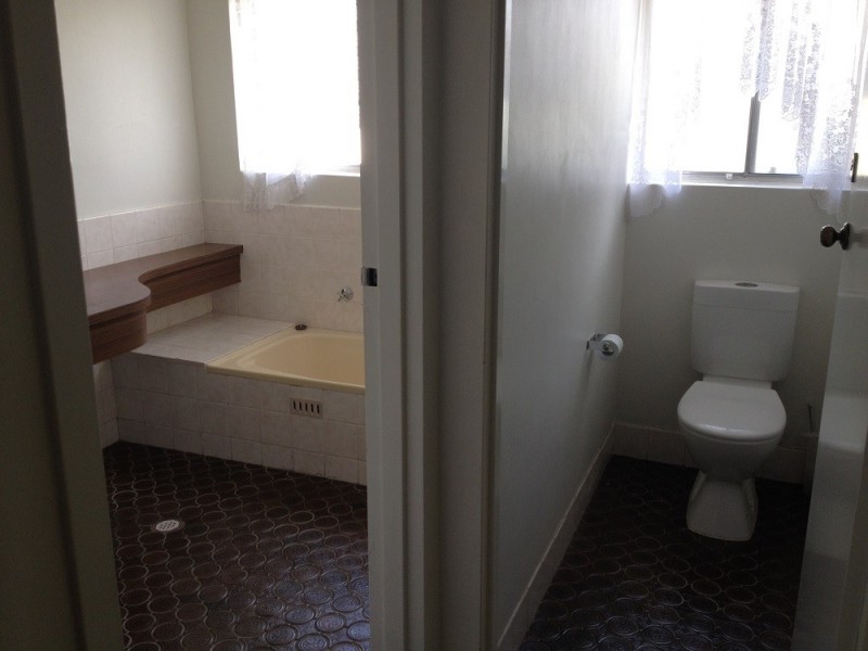 9 Holmes Court, Flagstaff Hill SA 5159