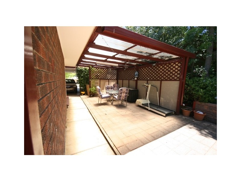 9 Holmes Court, Flagstaff Hill SA 5159