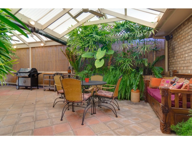 8 Honeyeater Crescent, Flagstaff Hill SA 5159