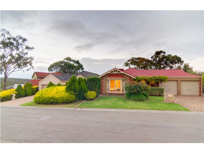 8 Honeyeater Crescent, Flagstaff Hill SA 5159
