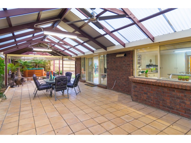 2 Nicholas Walk, Aberfoyle Park SA 5159