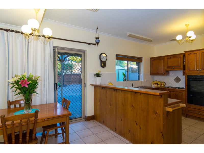 1 Shelter Court, Aberfoyle Park SA 5159