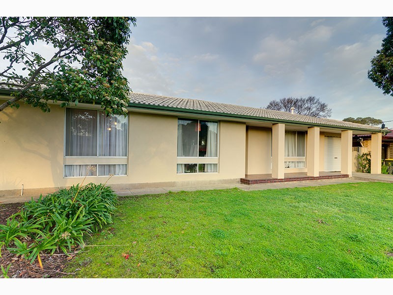 9 Glenhuntly Drive, Flagstaff Hill SA 5159