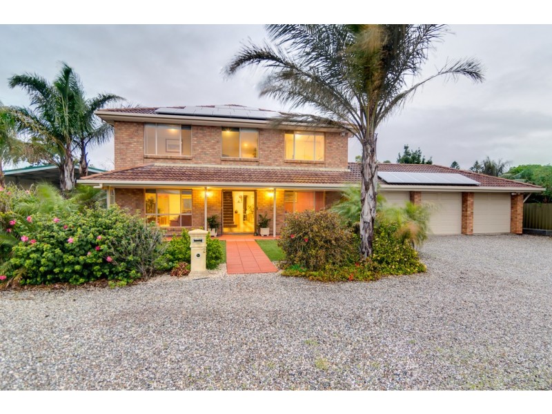 2 Oakley Crescent, Aldinga Beach SA 5173