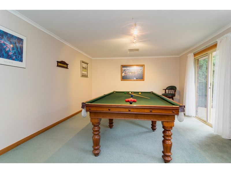 13 Highfield Drive, Aberfoyle Park SA 5159