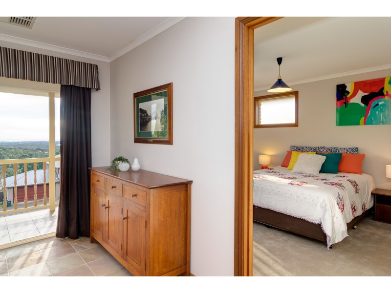 13 Highfield Drive, Aberfoyle Park SA 5159