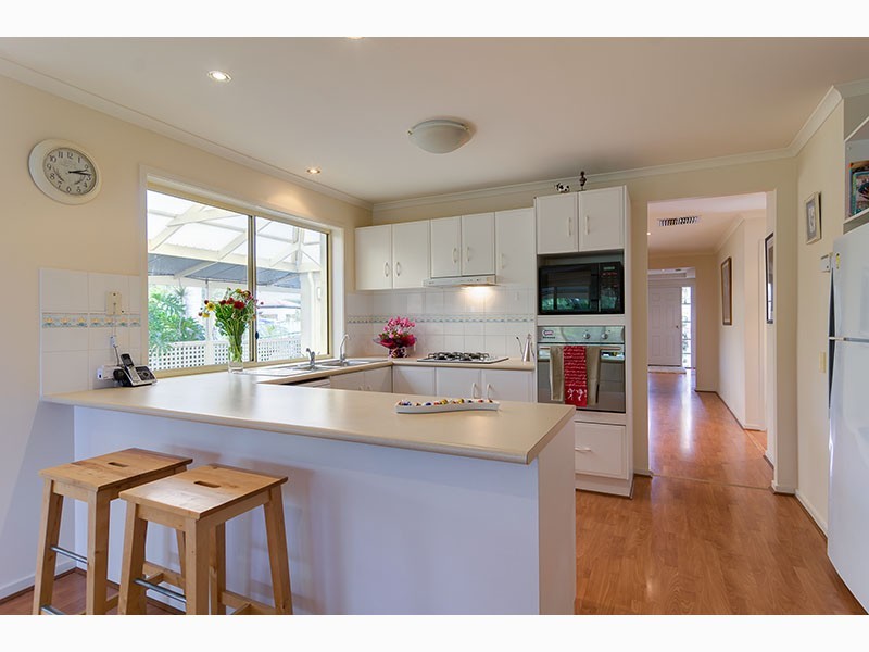 11 Glen Eyre Court, Aberfoyle Park SA 5159