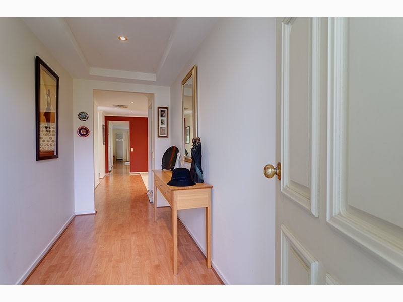 11 Glen Eyre Court, Aberfoyle Park SA 5159