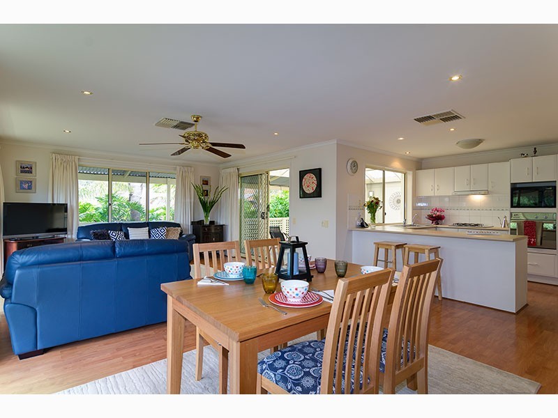 11 Glen Eyre Court, Aberfoyle Park SA 5159