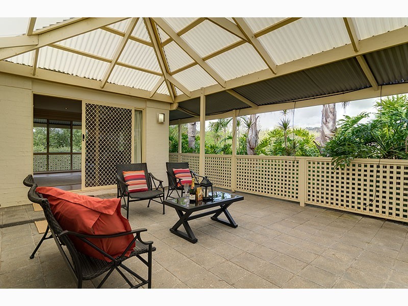 11 Glen Eyre Court, Aberfoyle Park SA 5159