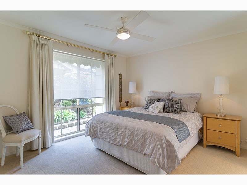 11 Glen Eyre Court, Aberfoyle Park SA 5159