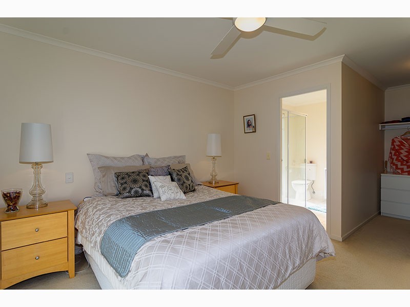 11 Glen Eyre Court, Aberfoyle Park SA 5159