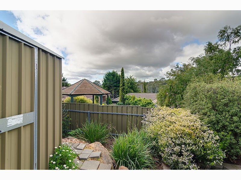 11 Glen Eyre Court, Aberfoyle Park SA 5159