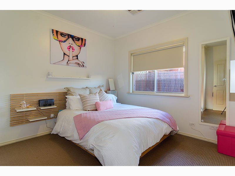 4 Hall Crescent, Old Noarlunga SA 5168