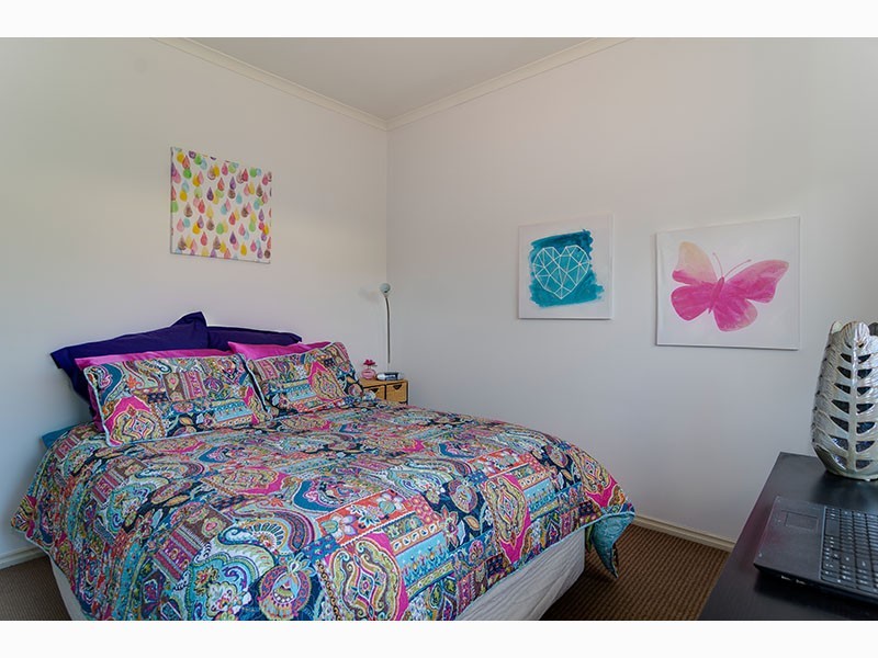 4 Hall Crescent, Old Noarlunga SA 5168