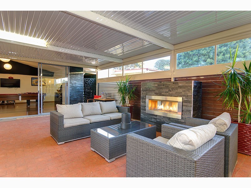 4 Hall Crescent, Old Noarlunga SA 5168
