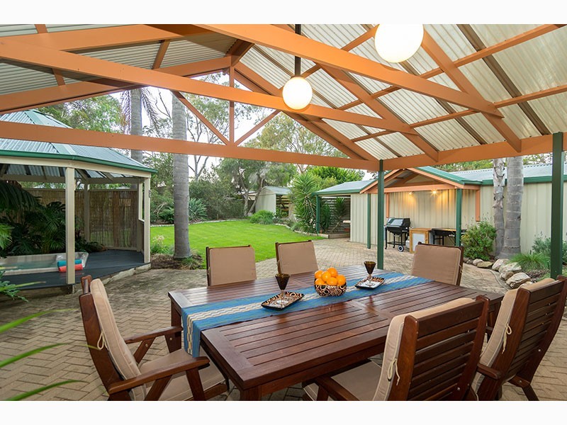 19 Paringa Parade, Old Noarlunga SA 5168