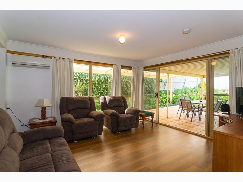 14 Abberton Street, Flagstaff Hill SA 5159