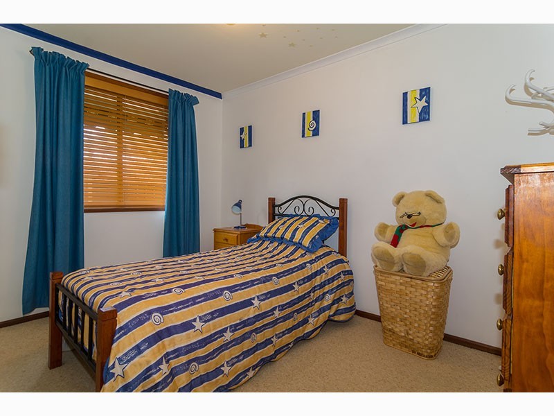 14 Abberton Street, Flagstaff Hill SA 5159