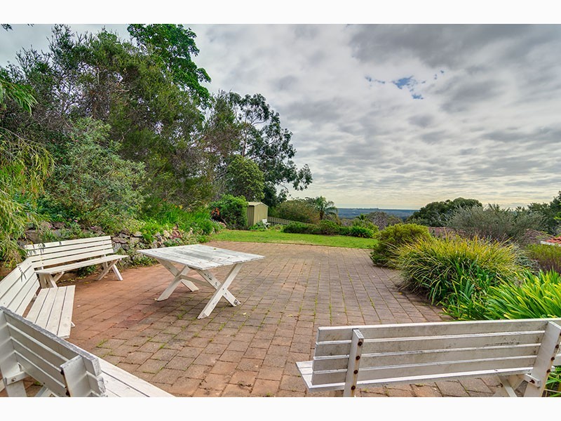 20 Maluka Drive, Happy Valley SA 5159