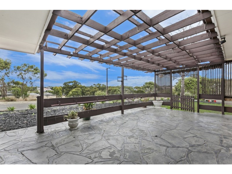 34 Vendale Drive, Flagstaff Hill SA 5159