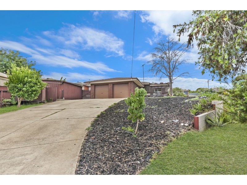 34 Vendale Drive, Flagstaff Hill SA 5159