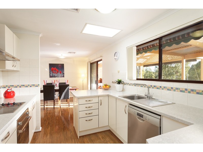 4 Fairlie Drive, Flagstaff Hill SA 5159