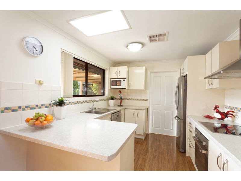 4 Fairlie Drive, Flagstaff Hill SA 5159