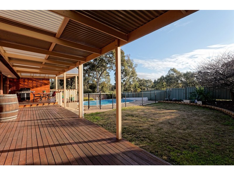 4 Fairlie Drive, Flagstaff Hill SA 5159
