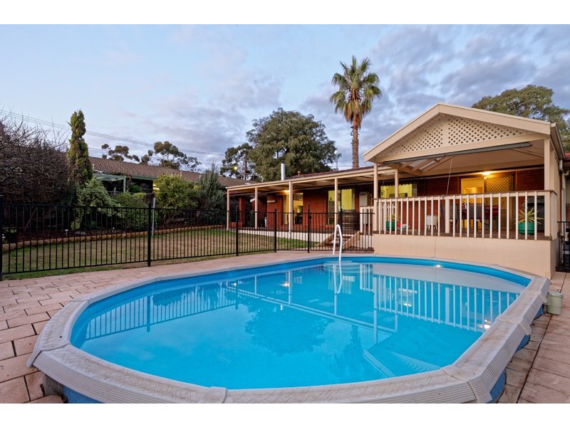 4 Fairlie Drive, Flagstaff Hill SA 5159