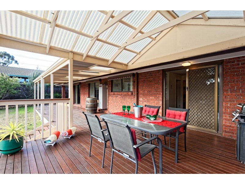 4 Fairlie Drive, Flagstaff Hill SA 5159
