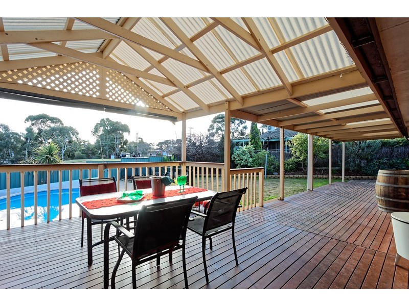 4 Fairlie Drive, Flagstaff Hill SA 5159